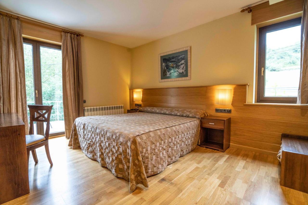 Hotel & Restaurante Pena Arrós Εξωτερικό φωτογραφία