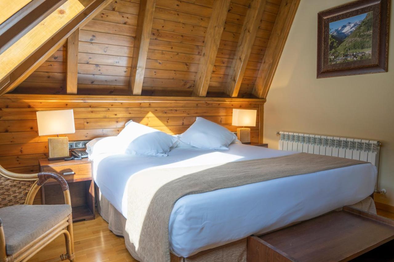 Hotel & Restaurante Pena Arrós Εξωτερικό φωτογραφία
