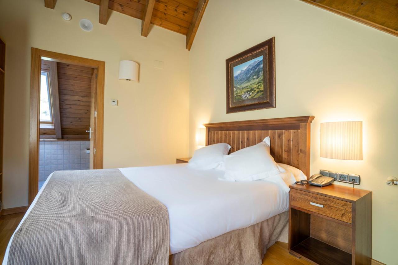 Hotel & Restaurante Pena Arrós Εξωτερικό φωτογραφία