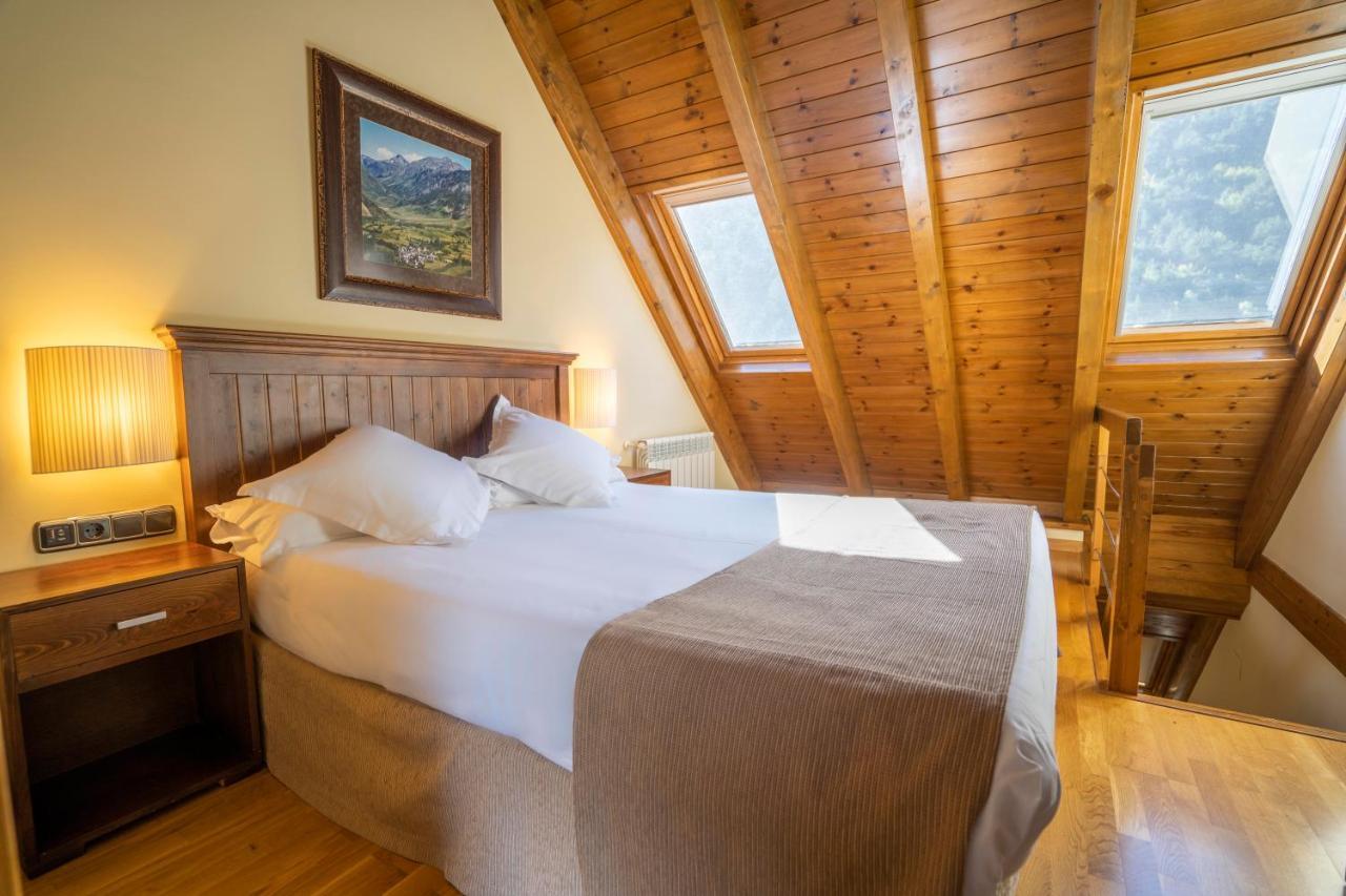 Hotel & Restaurante Pena Arrós Εξωτερικό φωτογραφία